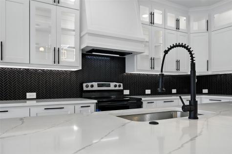 2414 Lauren Street Mabank TX 75147
