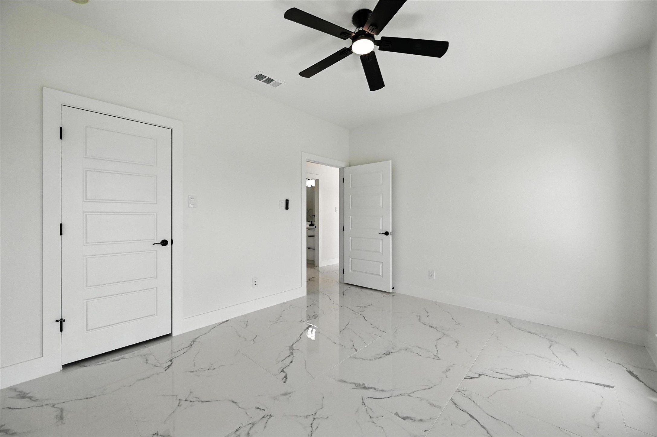 2414 Lauren Street Mabank TX 75147