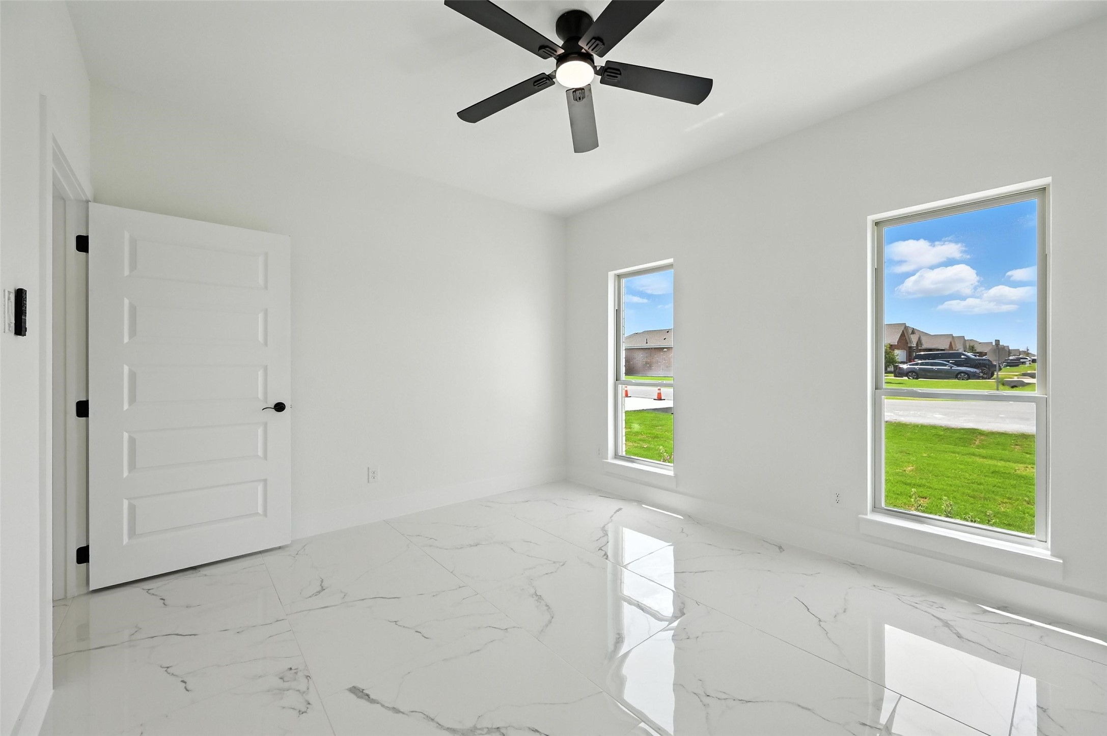 2414 Lauren Street Mabank TX 75147
