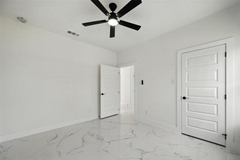 2414 Lauren Street Mabank TX 75147