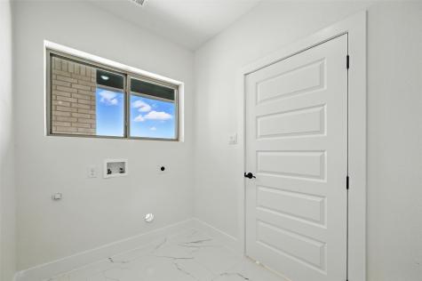 2414 Lauren Street Mabank TX 75147