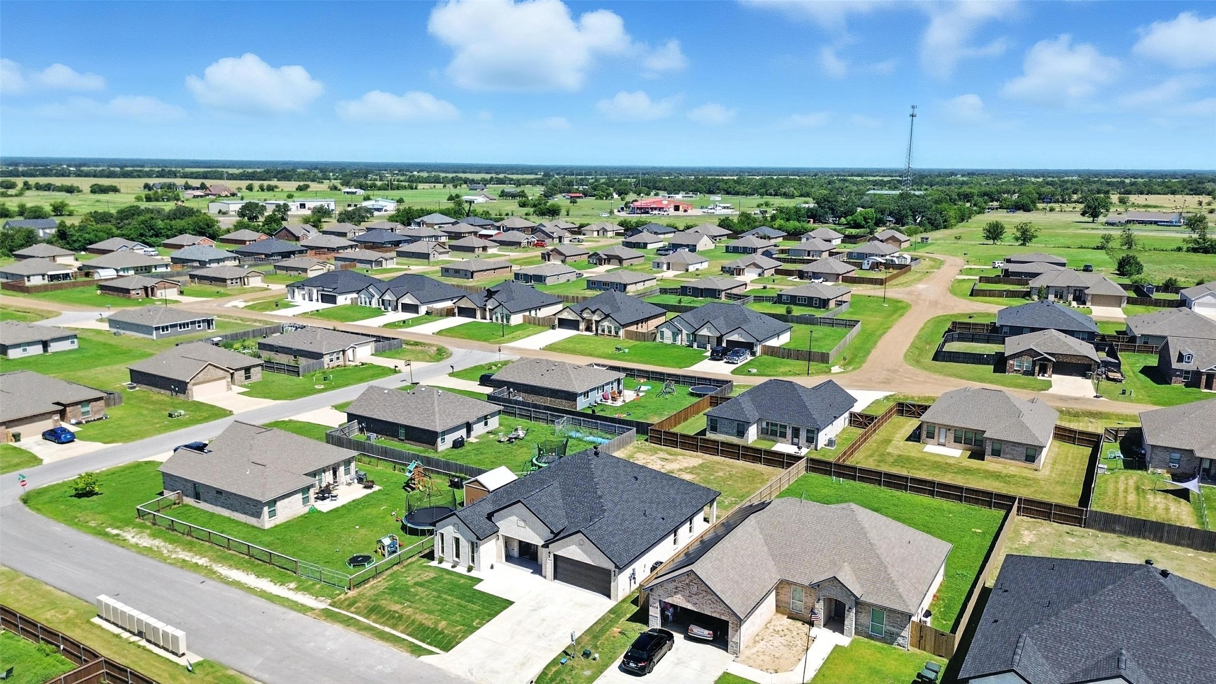 2414 Lauren Street Mabank TX 75147