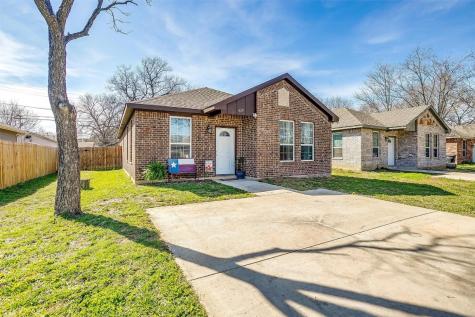 429 Sabine Avenue Cleburne TX 76031
