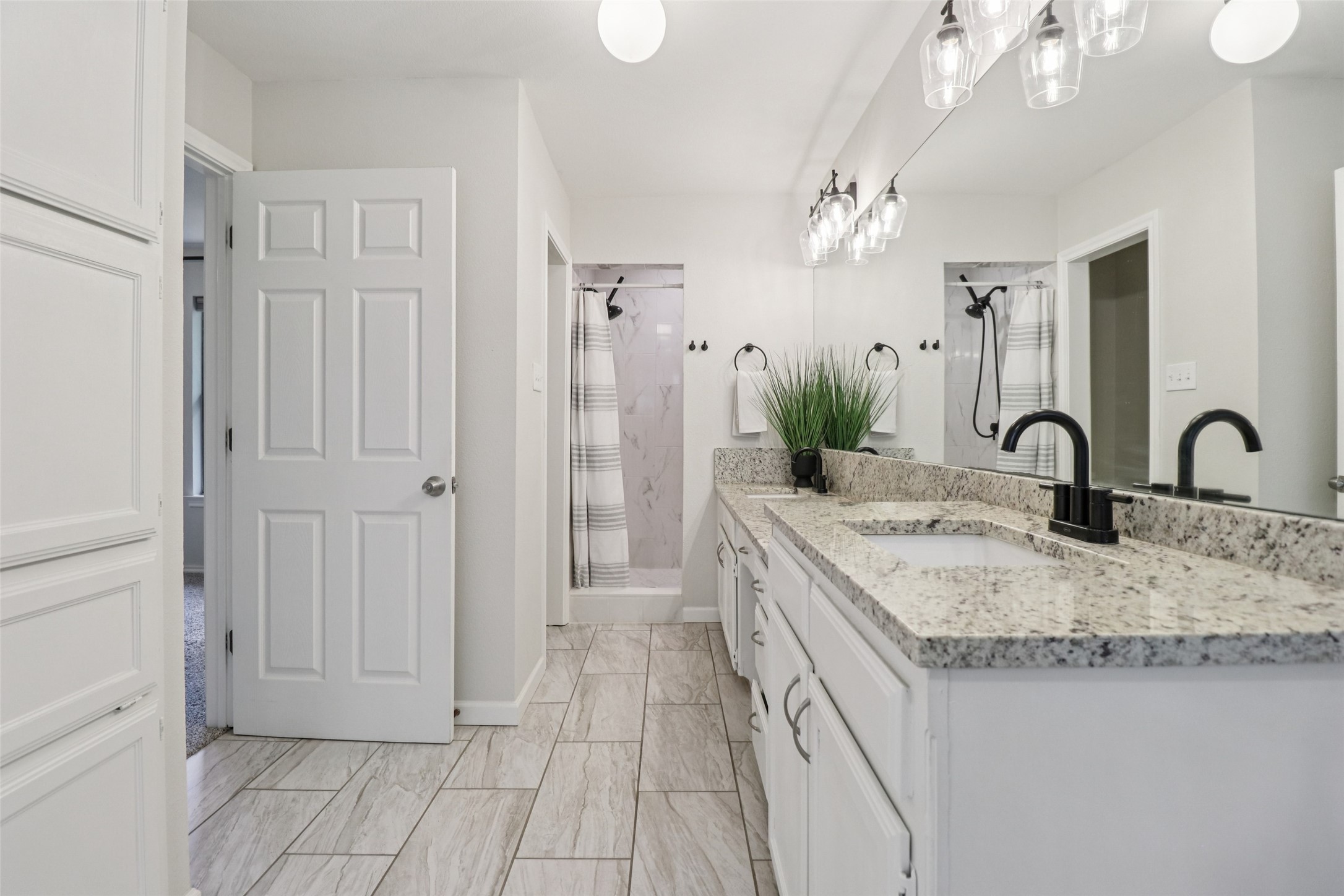 1428 Hampton Road Grapevine TX 76051