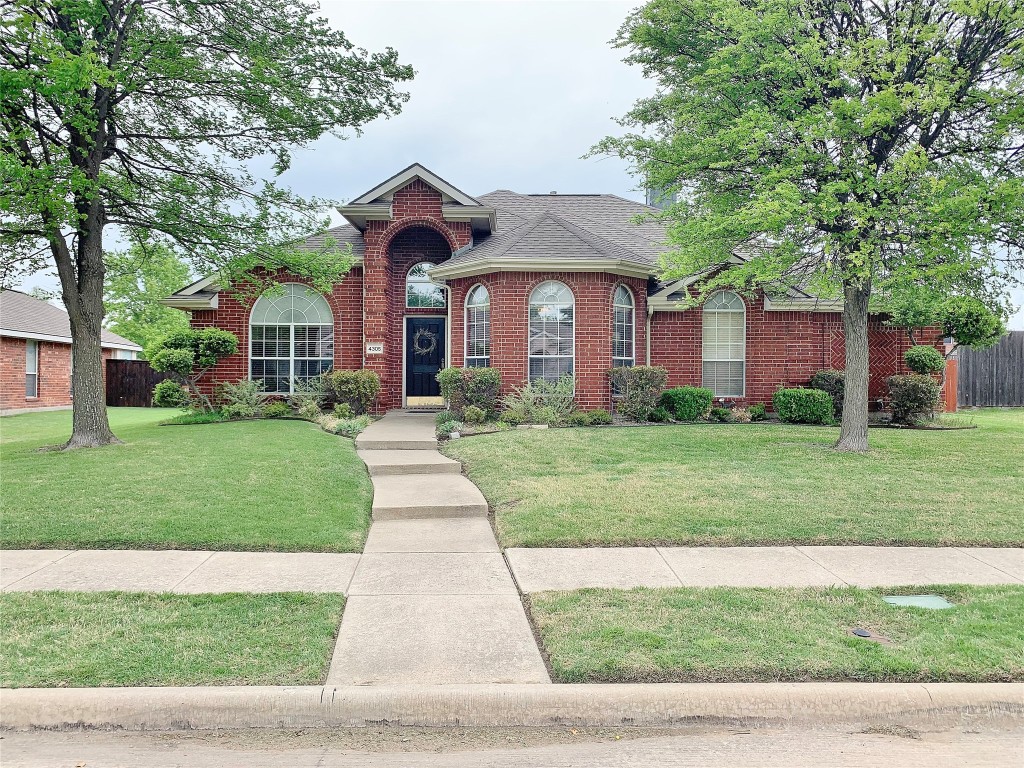4305 Glistening Springs Rowlett TX 75088