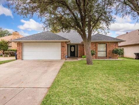 1767 Kings Canyon Circle Fort Worth TX 76134