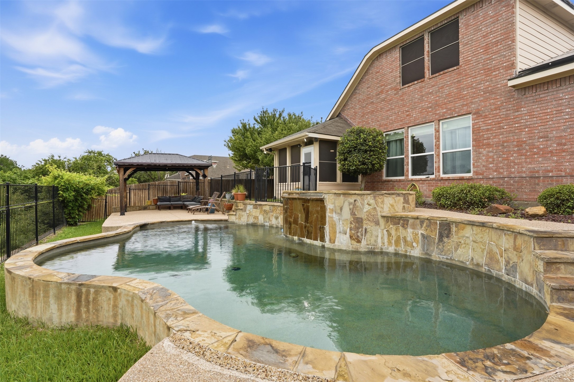 5605 Southern Hills Drive North Richland Hills TX 76180