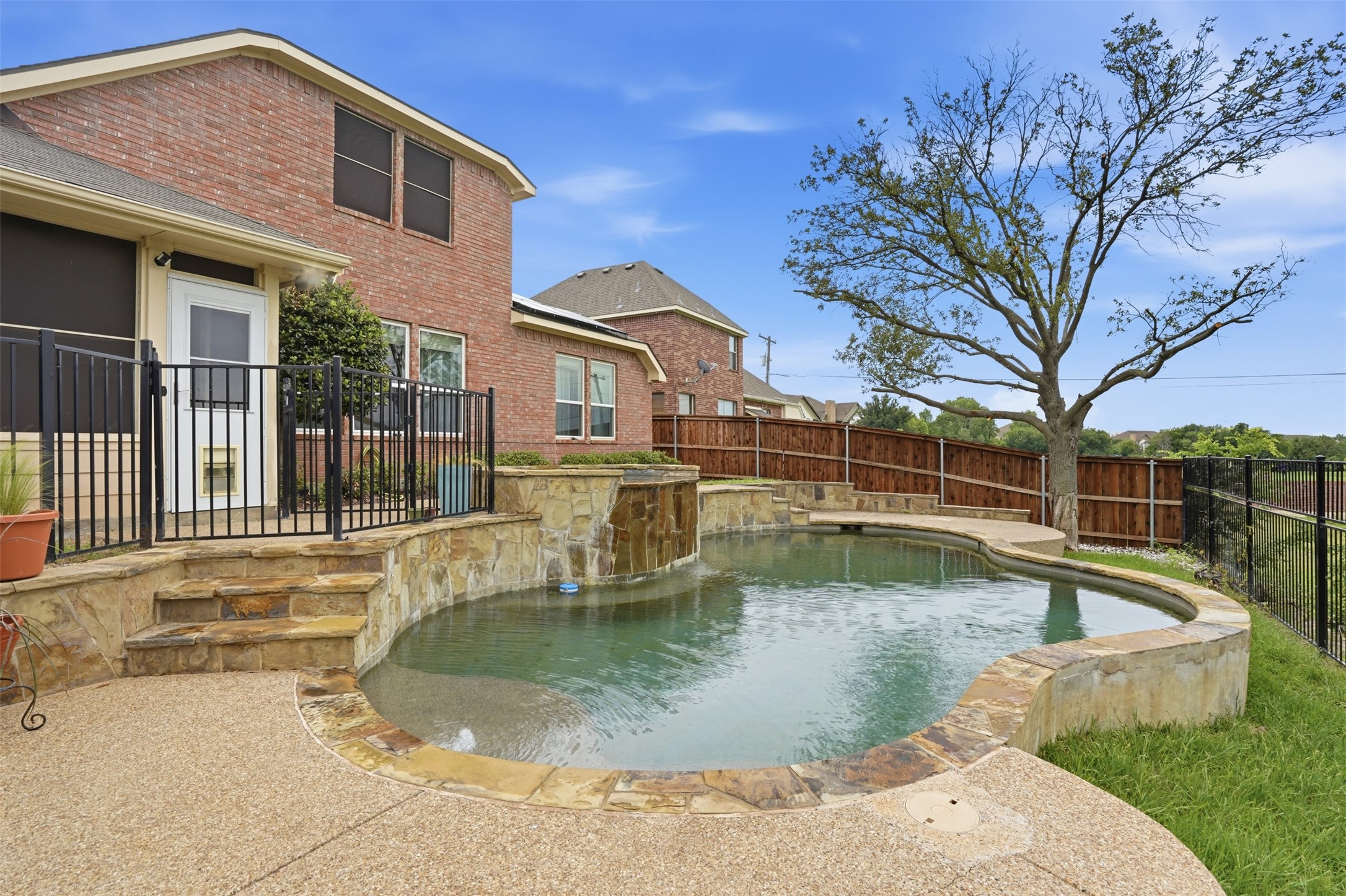 5605 Southern Hills Drive North Richland Hills TX 76180