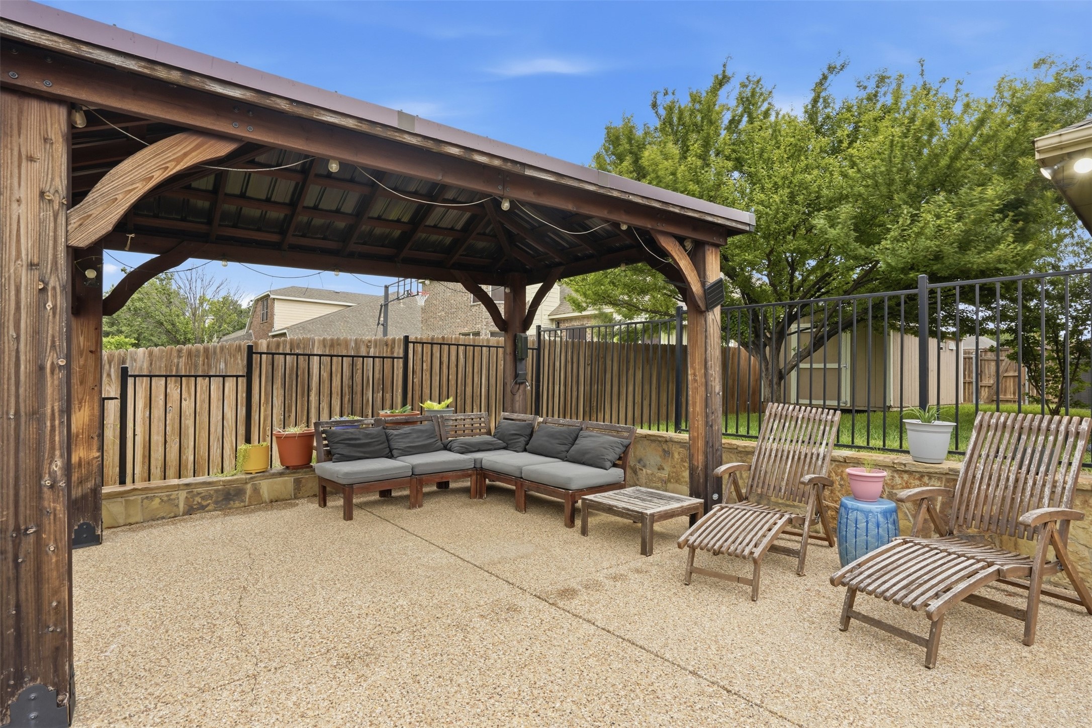 5605 Southern Hills Drive North Richland Hills TX 76180
