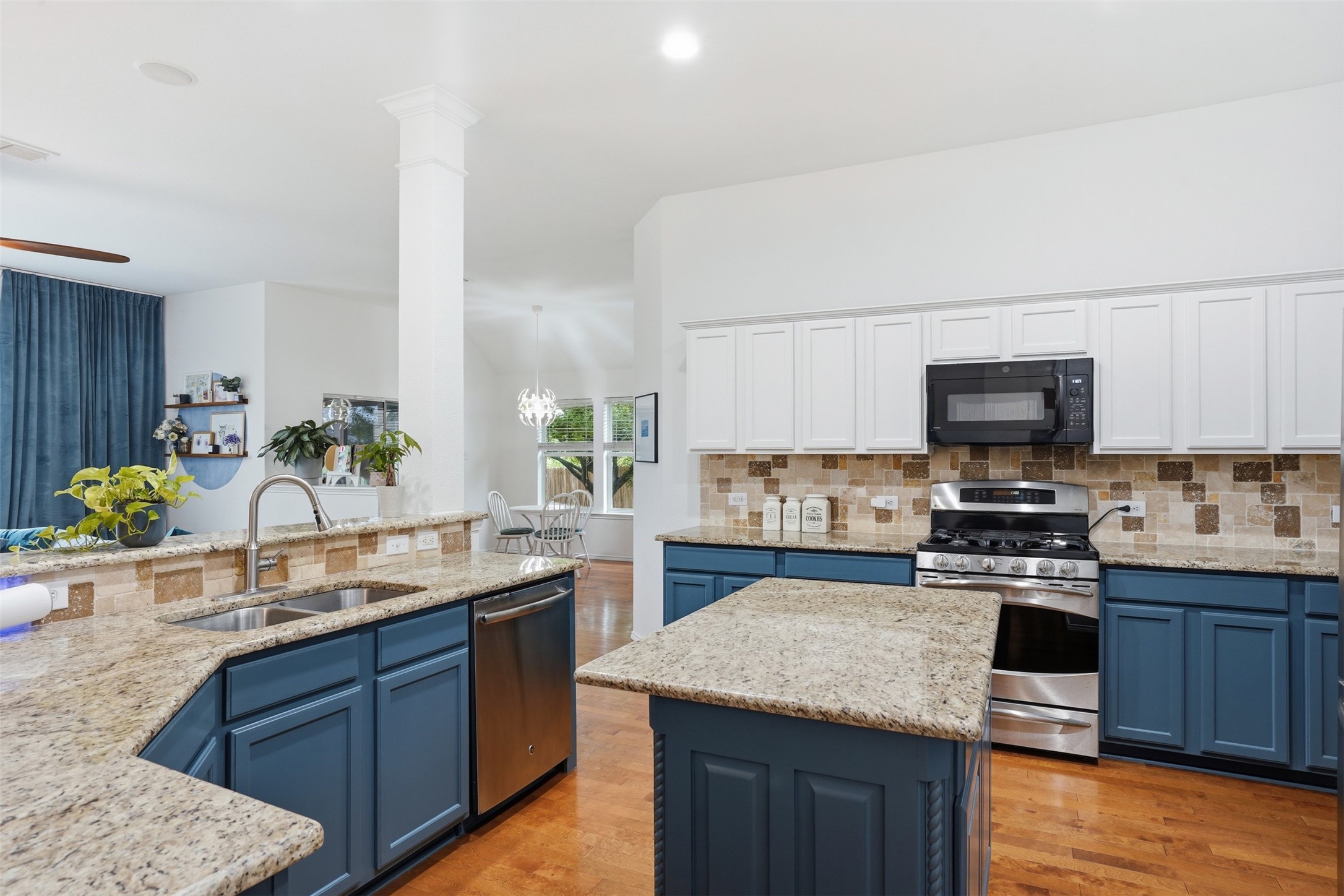 5605 Southern Hills Drive North Richland Hills TX 76180