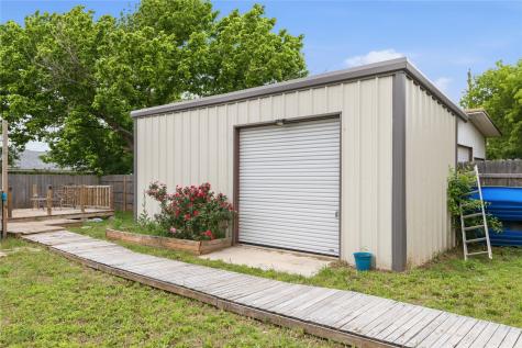204 Sunnydale Drive Early TX 76802