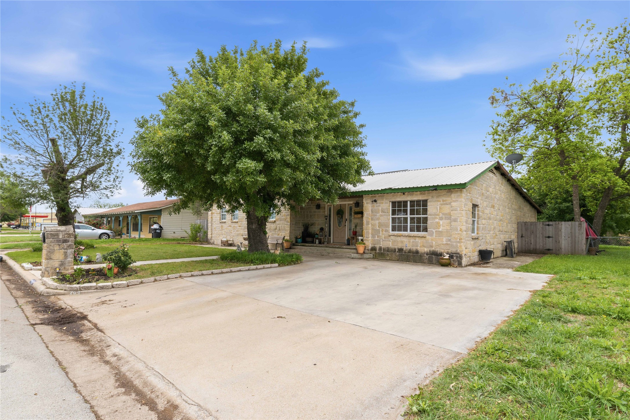204 Sunnydale Drive Early TX 76802