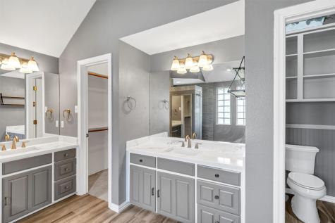 9219 Hanging Moss Drive Granbury TX 76049