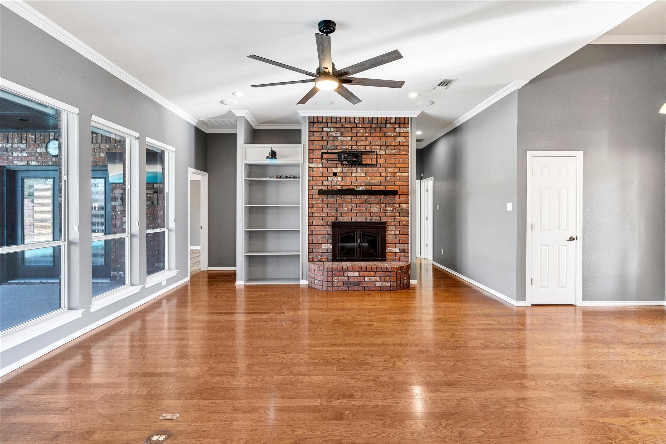 9219 Hanging Moss Drive Granbury TX 76049