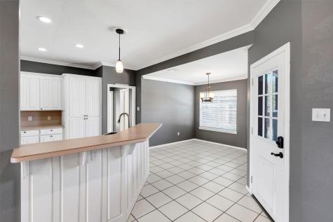 9219 Hanging Moss Drive Granbury TX 76049