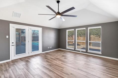 9219 Hanging Moss Drive Granbury TX 76049