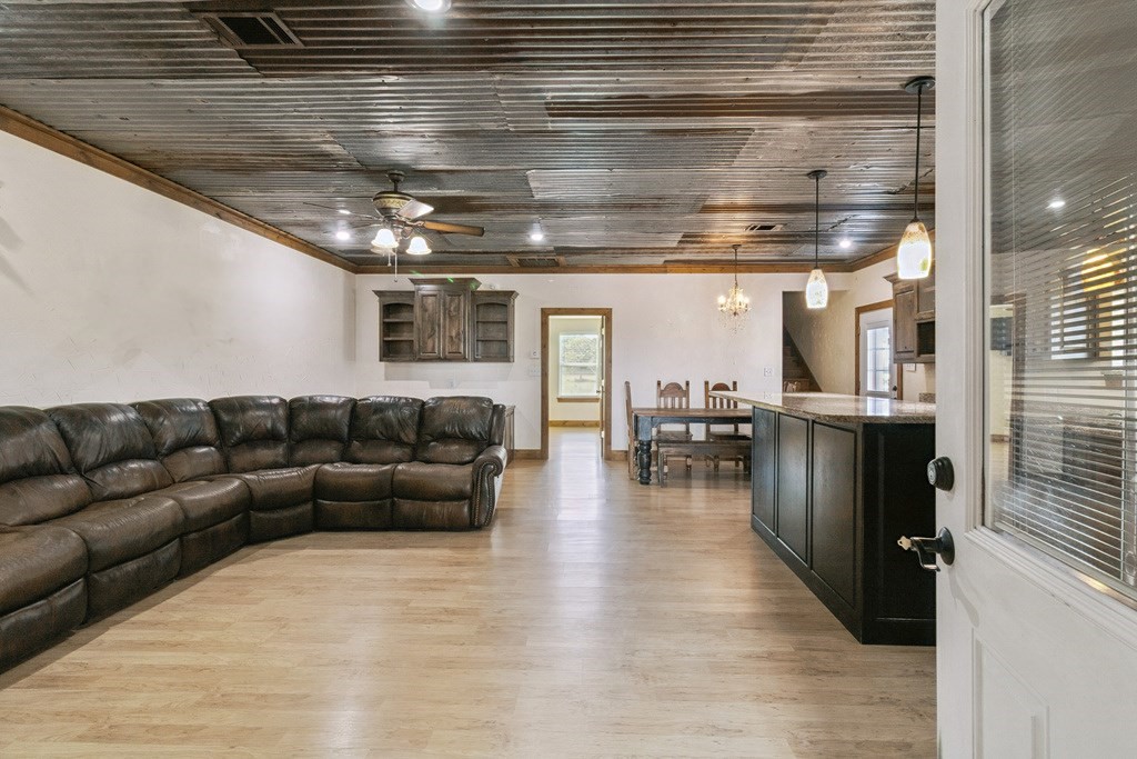800 Vz County Road 2807 Mabank TX 75147