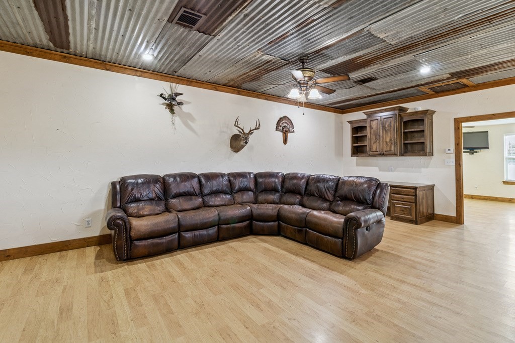 800 Vz County Road 2807 Mabank TX 75147