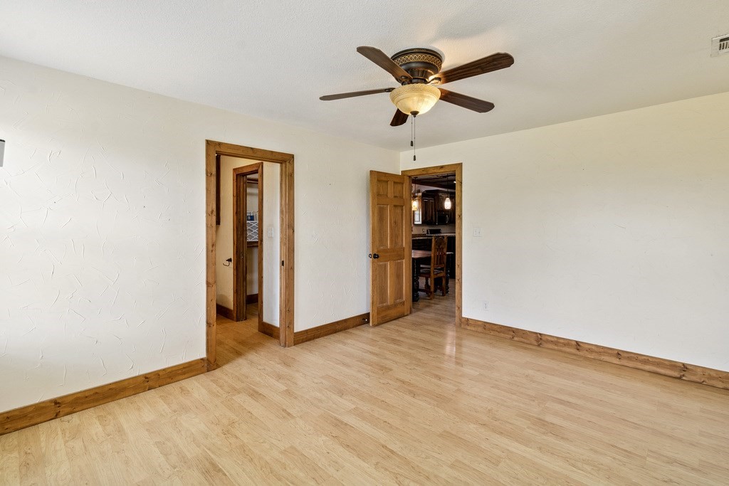 800 Vz County Road 2807 Mabank TX 75147