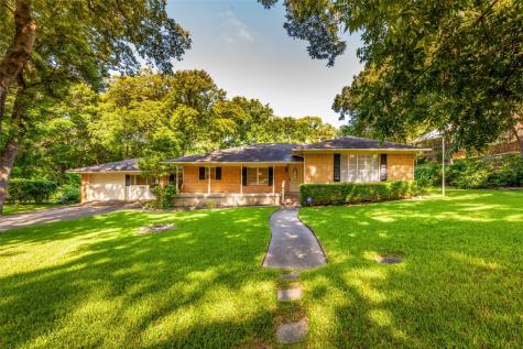 819 Jungle Drive Duncanville TX 75116