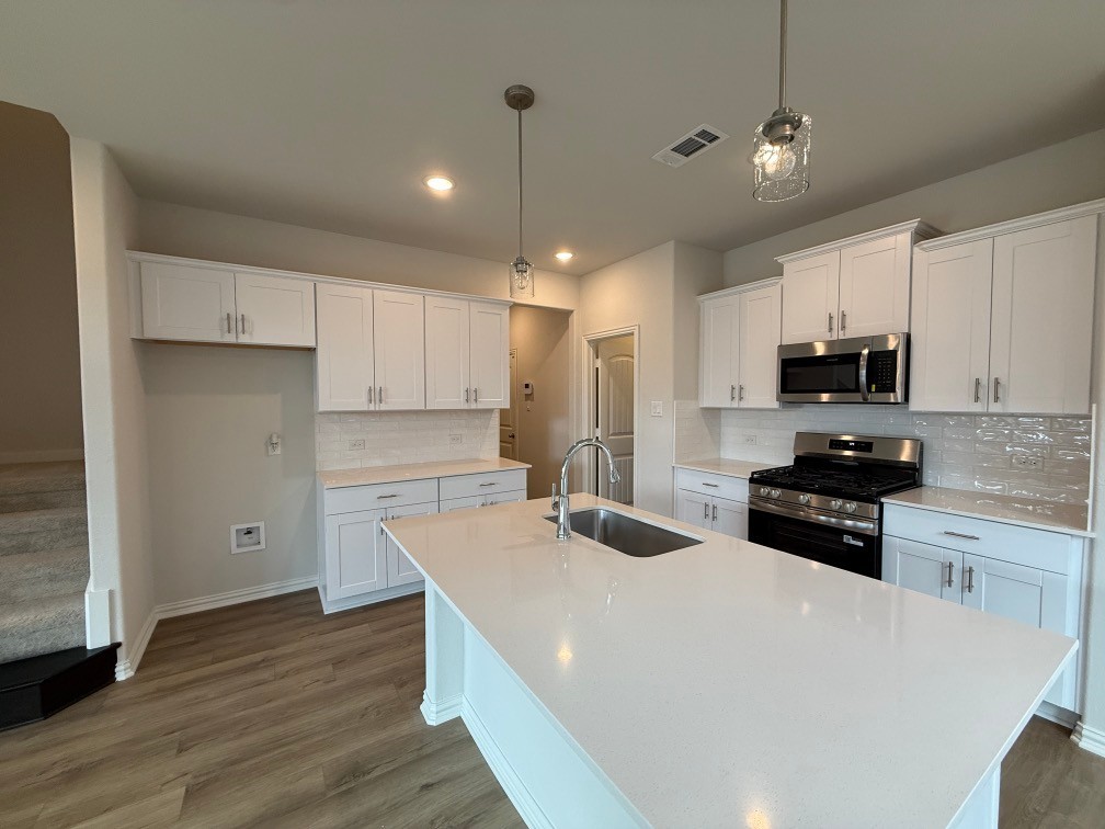 845 Elmstead Drive Fort Worth TX 76108