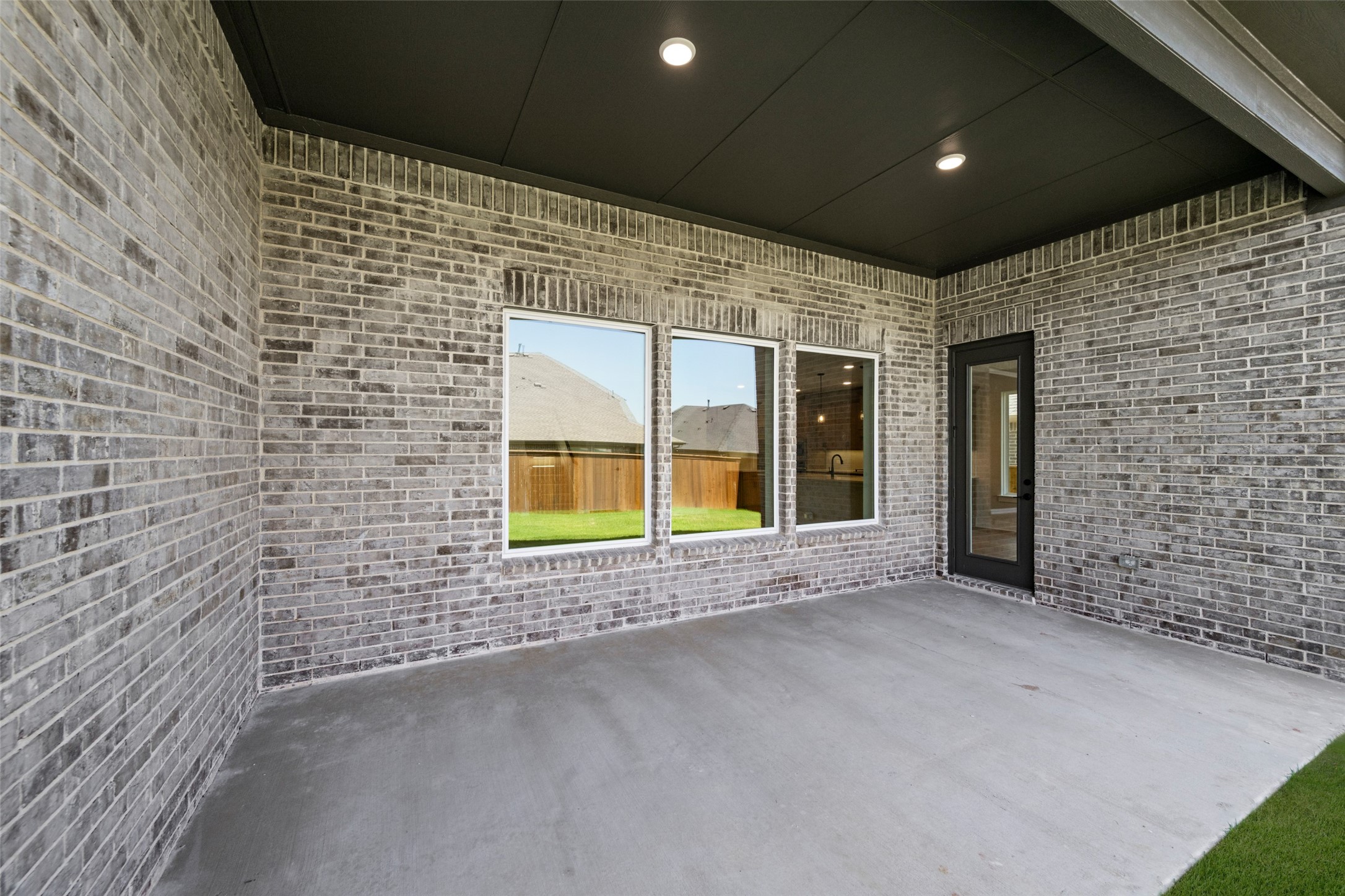 2409 Hitchford Midlothian TX 76065