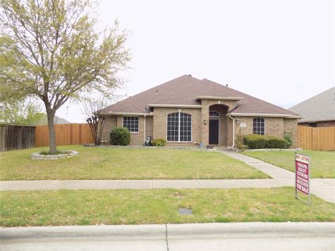 1530 Baker Drive Cedar Hill TX 75104