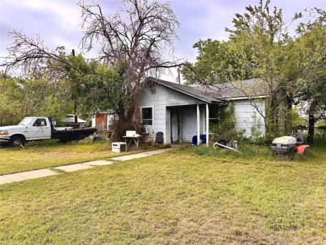 1101 Privado Street Graham TX 76450