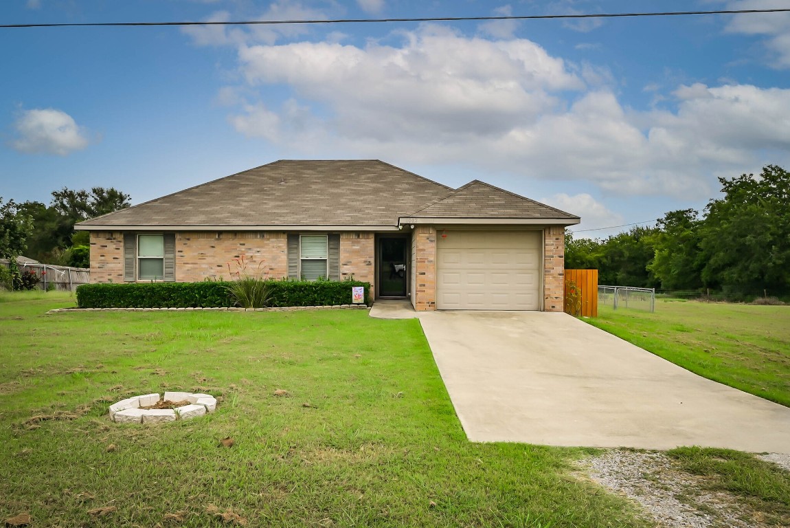 1002 Hidden Hills Drive Corsicana TX 75110