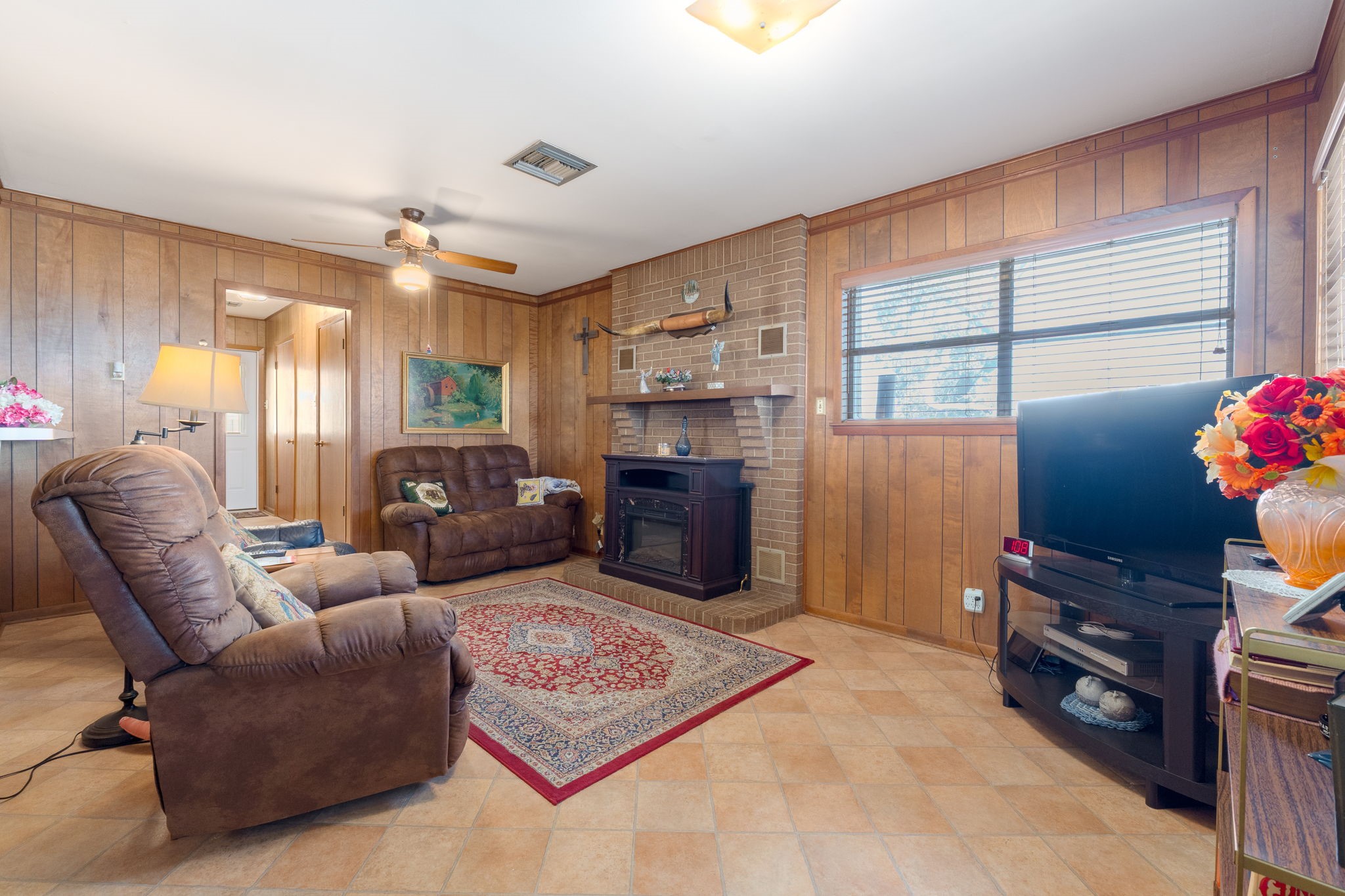 1003 N Ridge Street Lampasas TX 76550