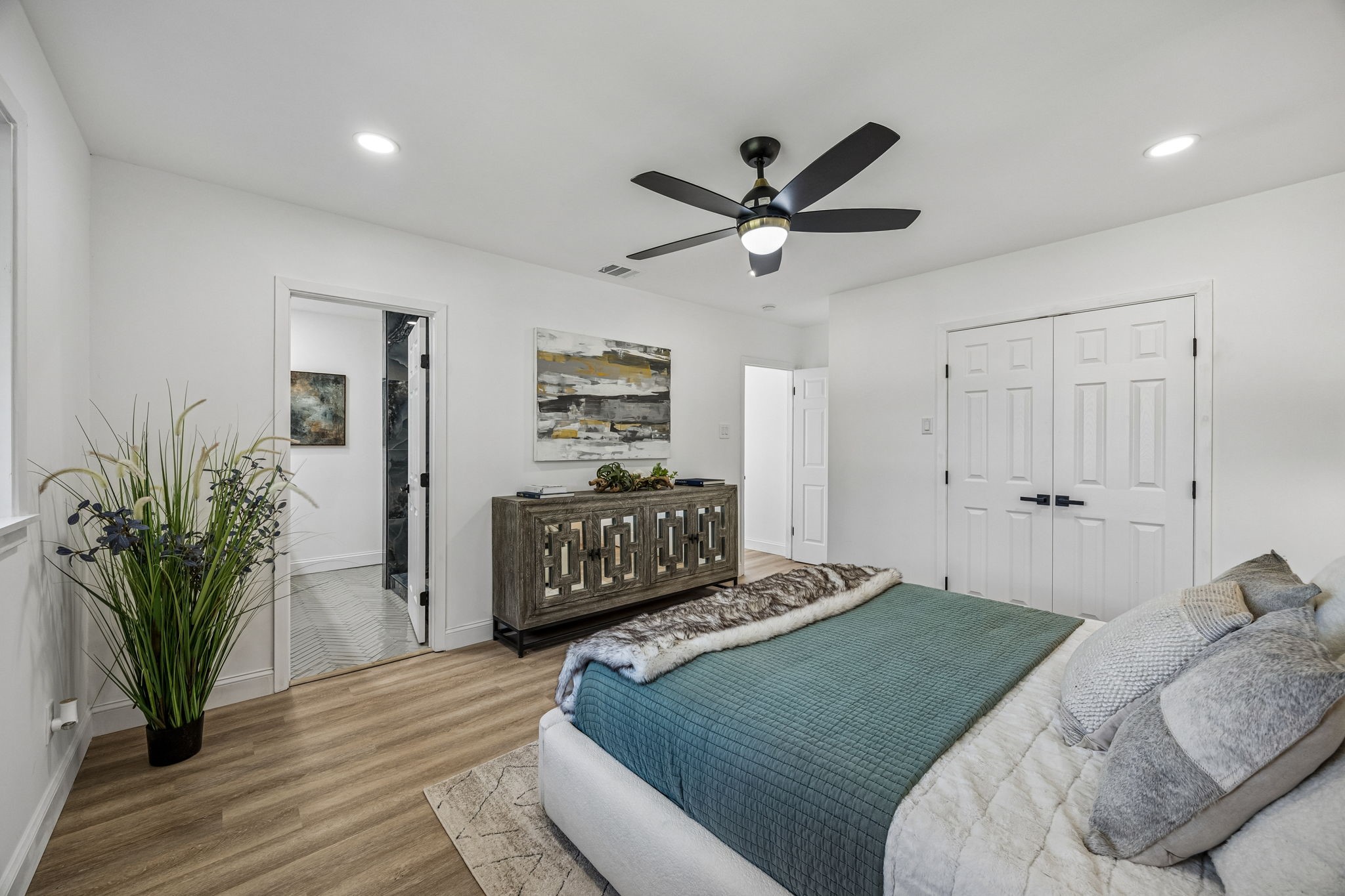 4614 Oak Trail Dallas TX 75232