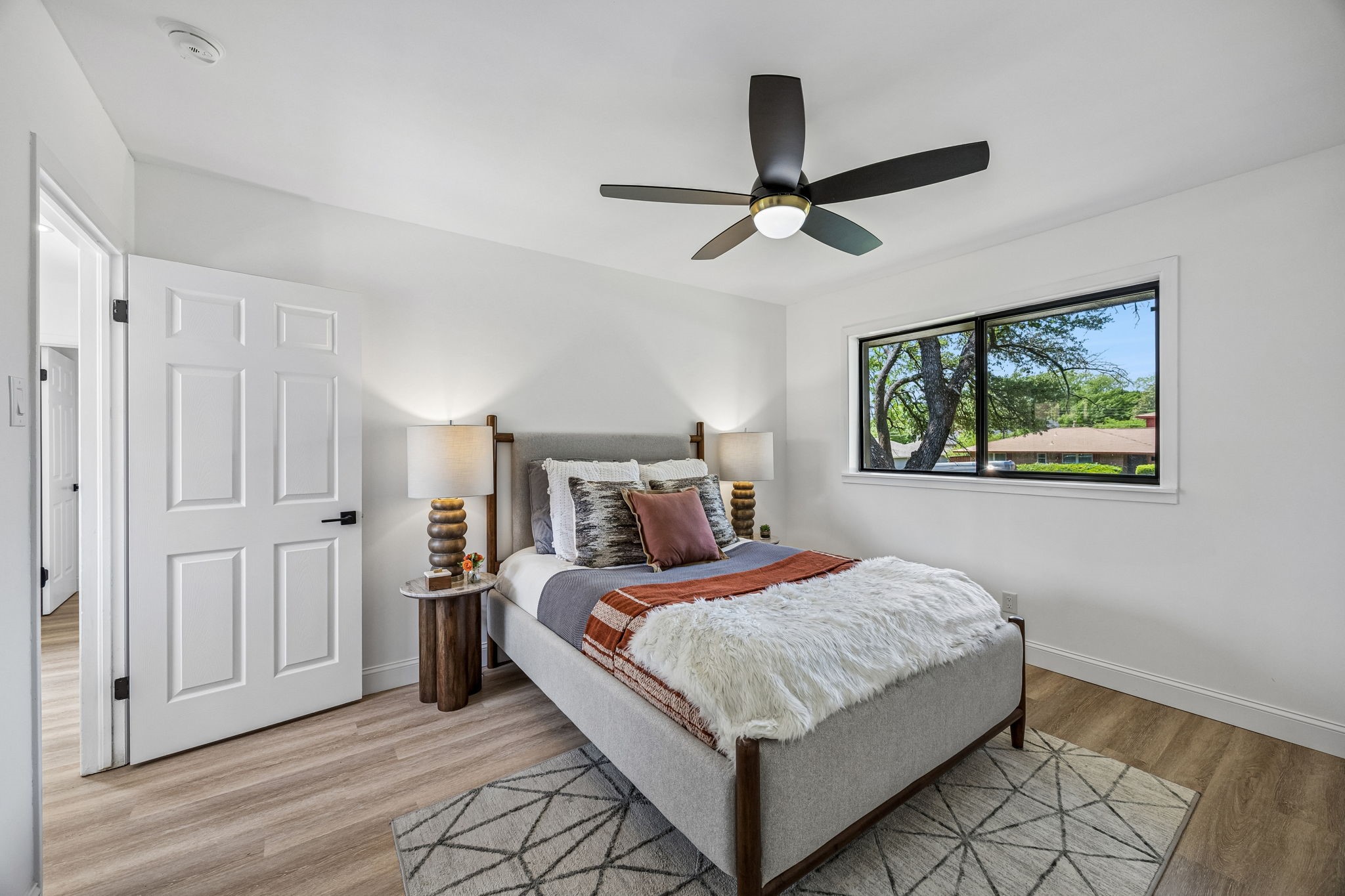 4614 Oak Trail Dallas TX 75232