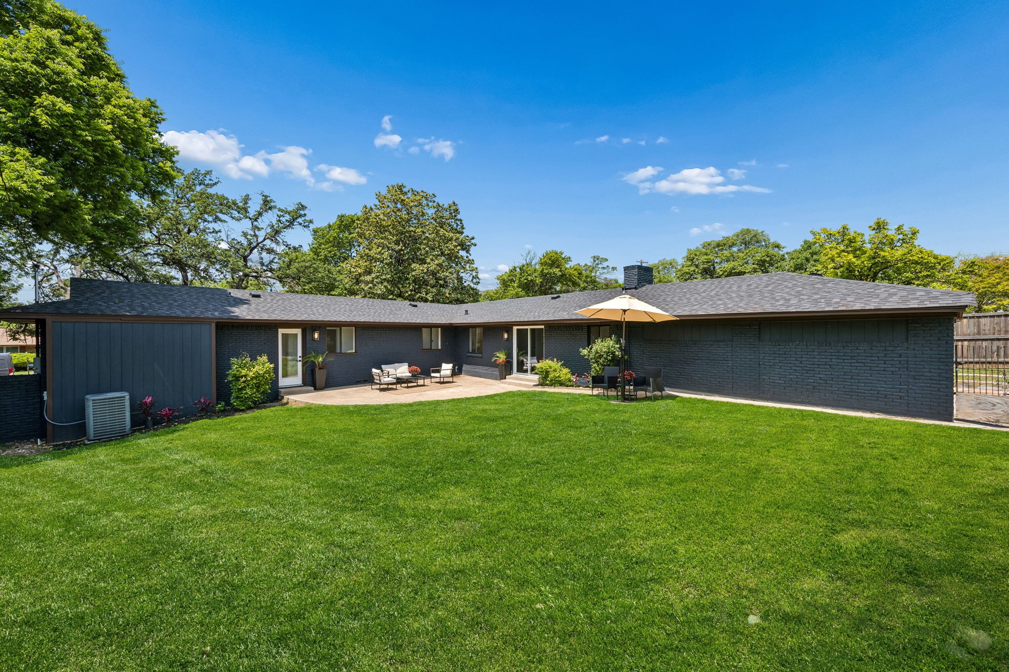 4614 Oak Trail Dallas TX 75232