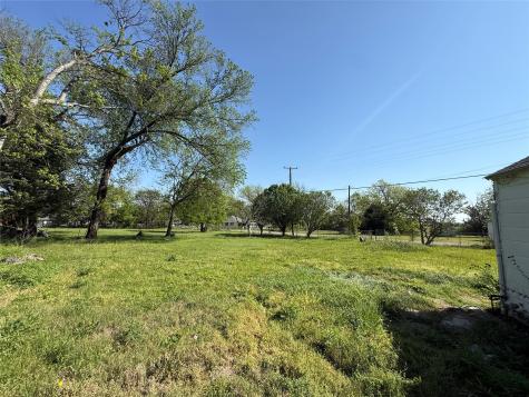 243 Walnut Street Wilmer TX 75172