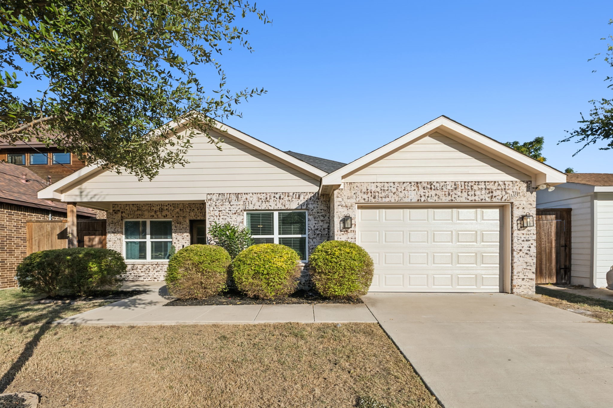 3724 Vineyard Drive Dallas TX 75212