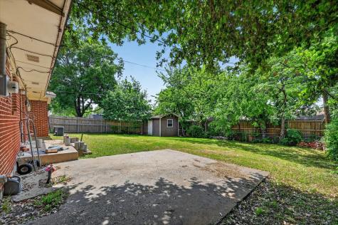 1403 Beacon Hill Drive Irving TX 75061