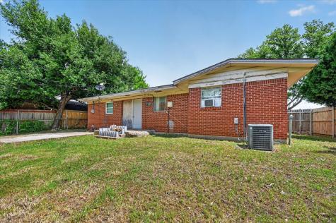 1403 Beacon Hill Drive Irving TX 75061