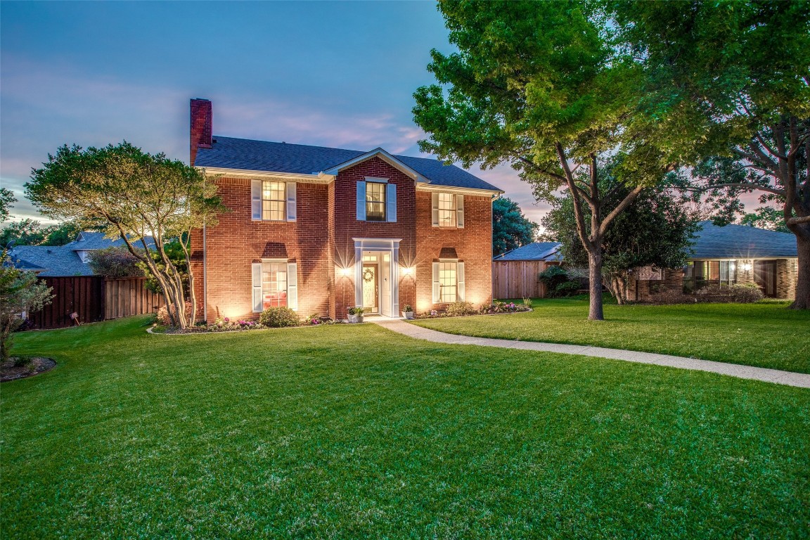 10138 Bridgegate Court Dallas TX 75243