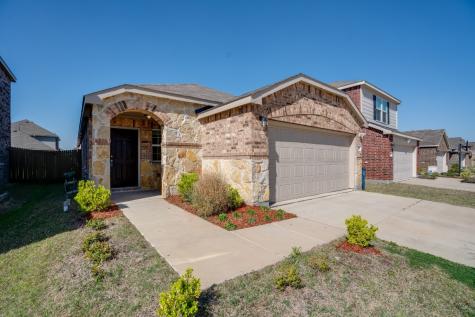 1061 Spofford Drive Forney TX 75126