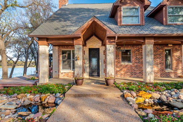 1529 Garza Lakewood Village TX 75068