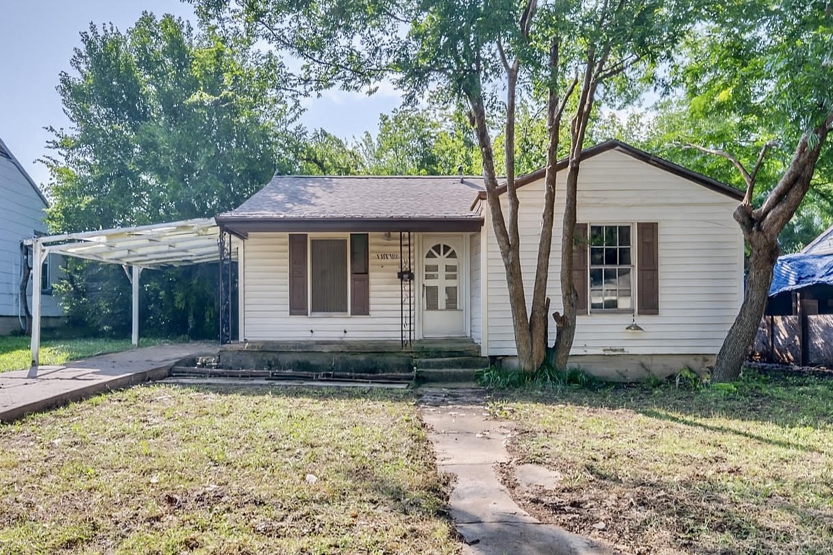 5033 Royal Drive Fort Worth TX 76116