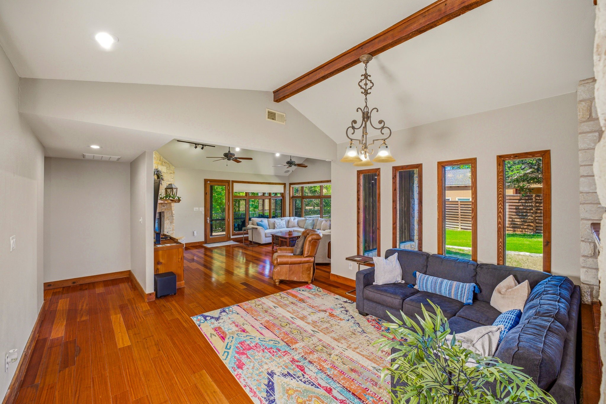 624 Williamsburg Court Granbury TX 76048