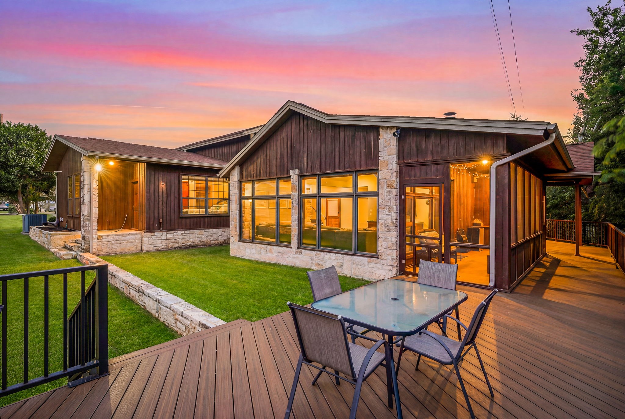 624 Williamsburg Court Granbury TX 76048