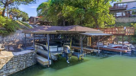 624 Williamsburg Court Granbury TX 76048