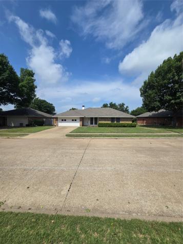 9 Marvin Gardens Midlothian TX 76065