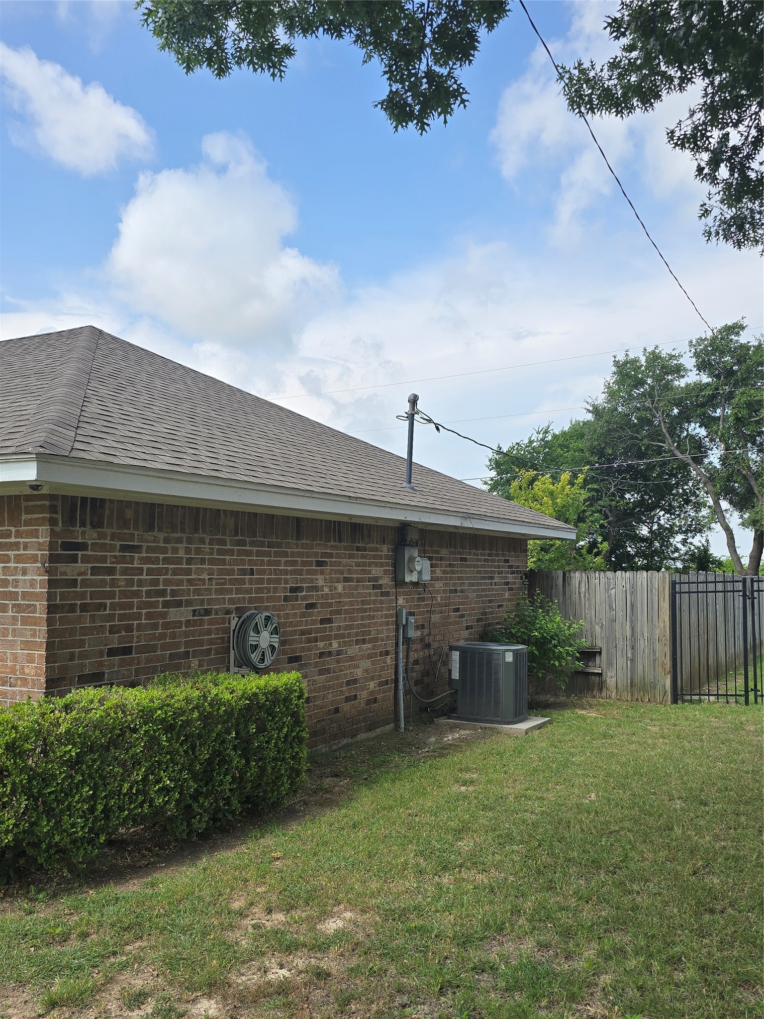 9 Marvin Gardens Midlothian TX 76065