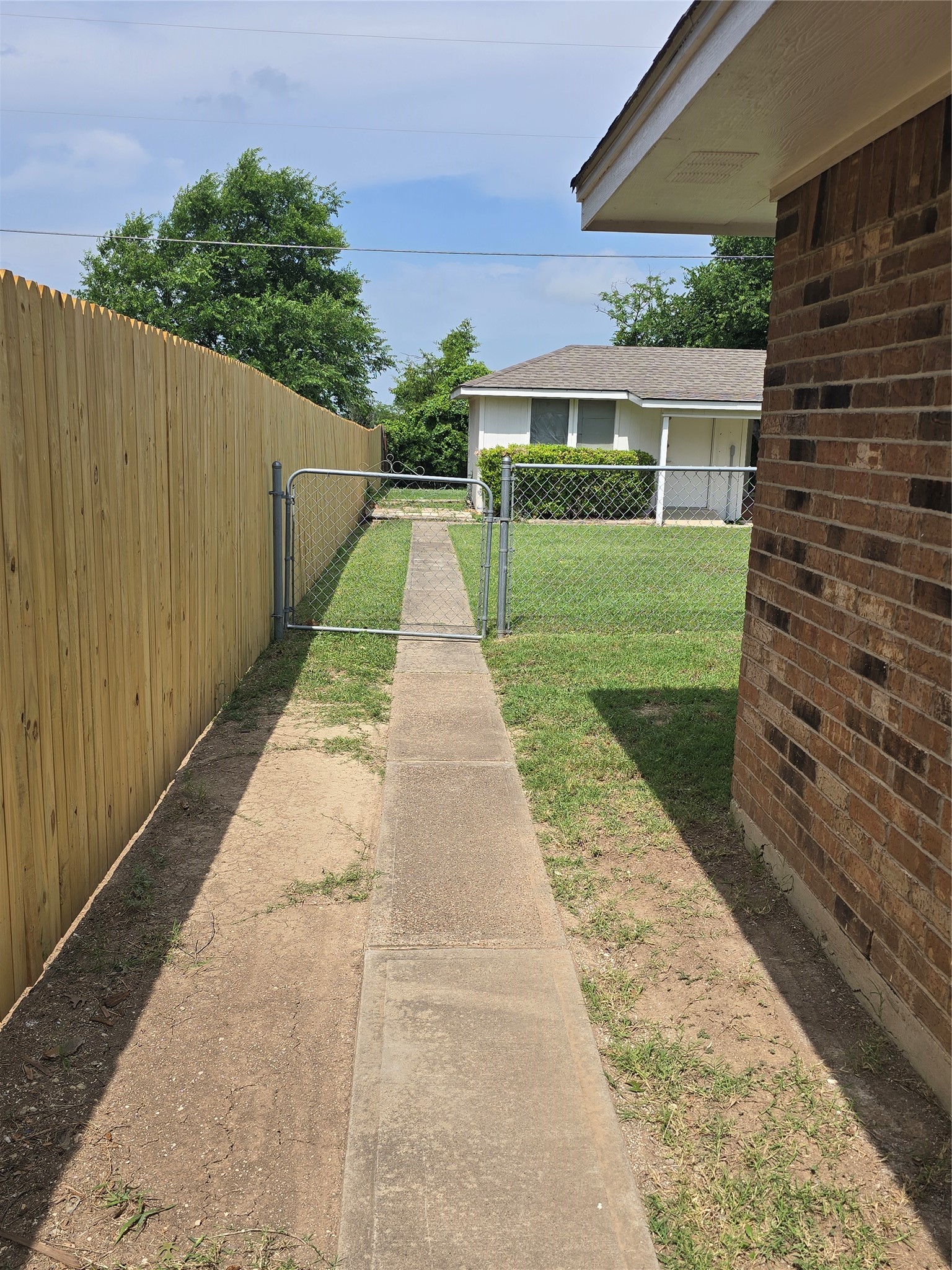9 Marvin Gardens Midlothian TX 76065