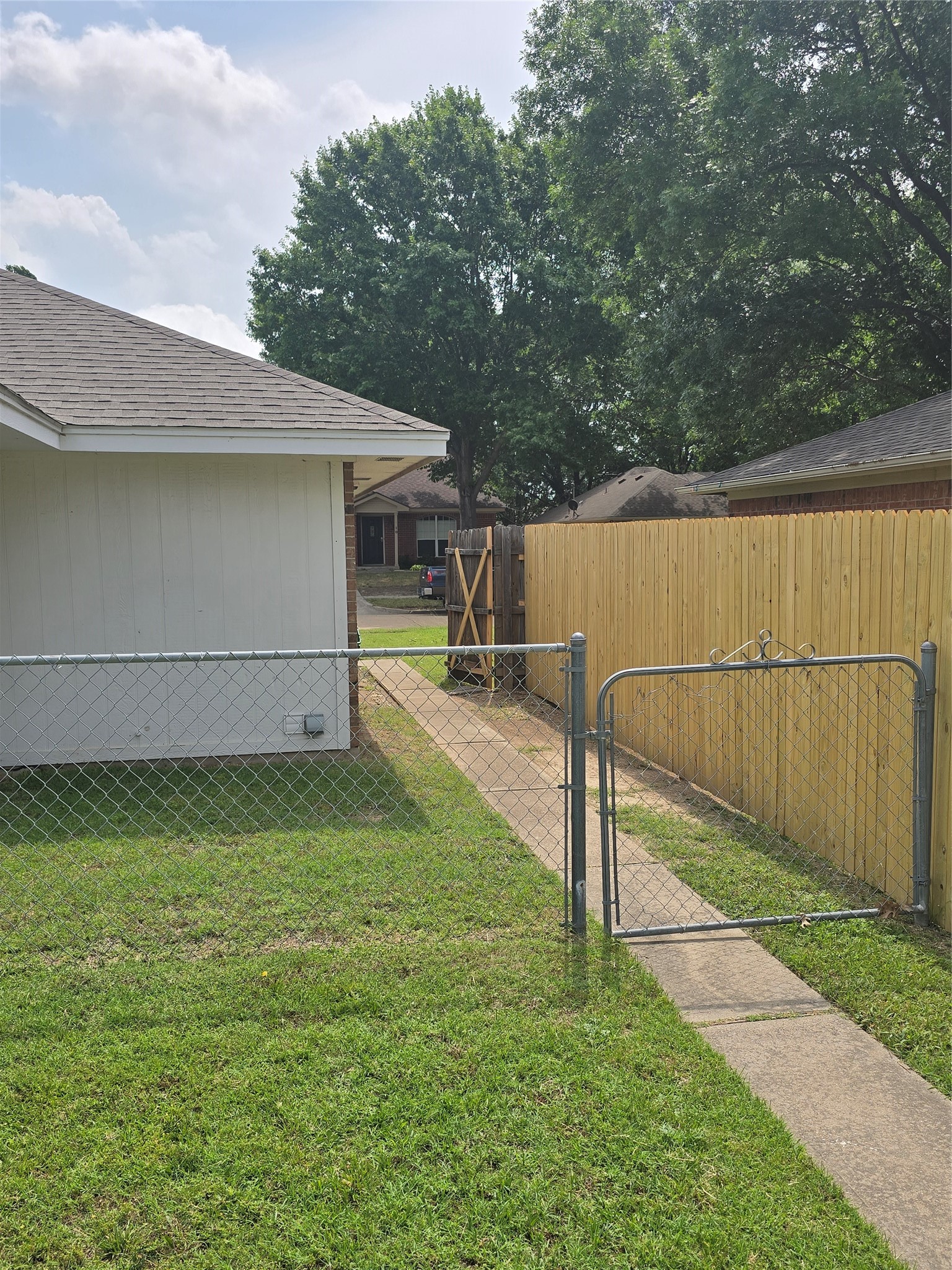 9 Marvin Gardens Midlothian TX 76065