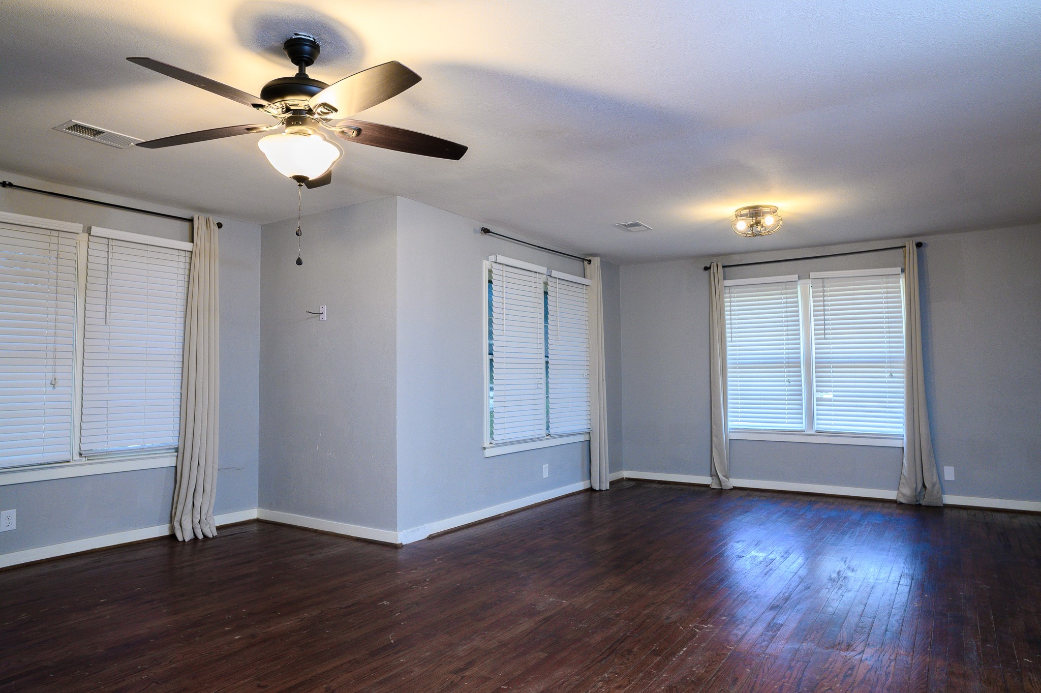 1500 S Scullin Avenue Denison TX 75020
