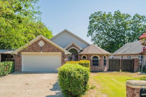 1622 Avenue C Grand Prairie TX 75051